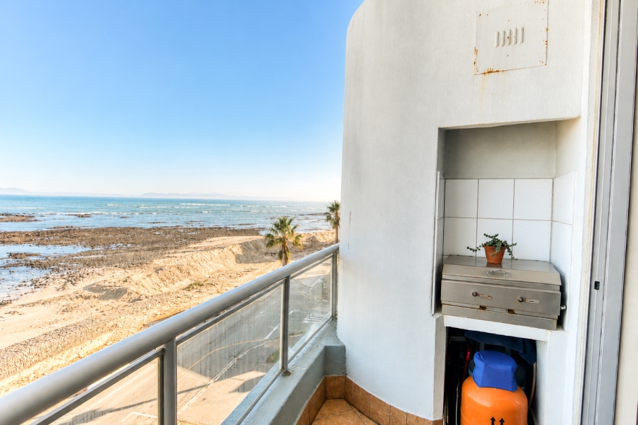 1 Bedroom Property for Sale in Strand South Western Cape
